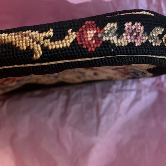 Vintage Rare Floral Needlepoint Tapestry Bag.Made In Australia 🔺FIRM🔺 - Picture 4 of 16